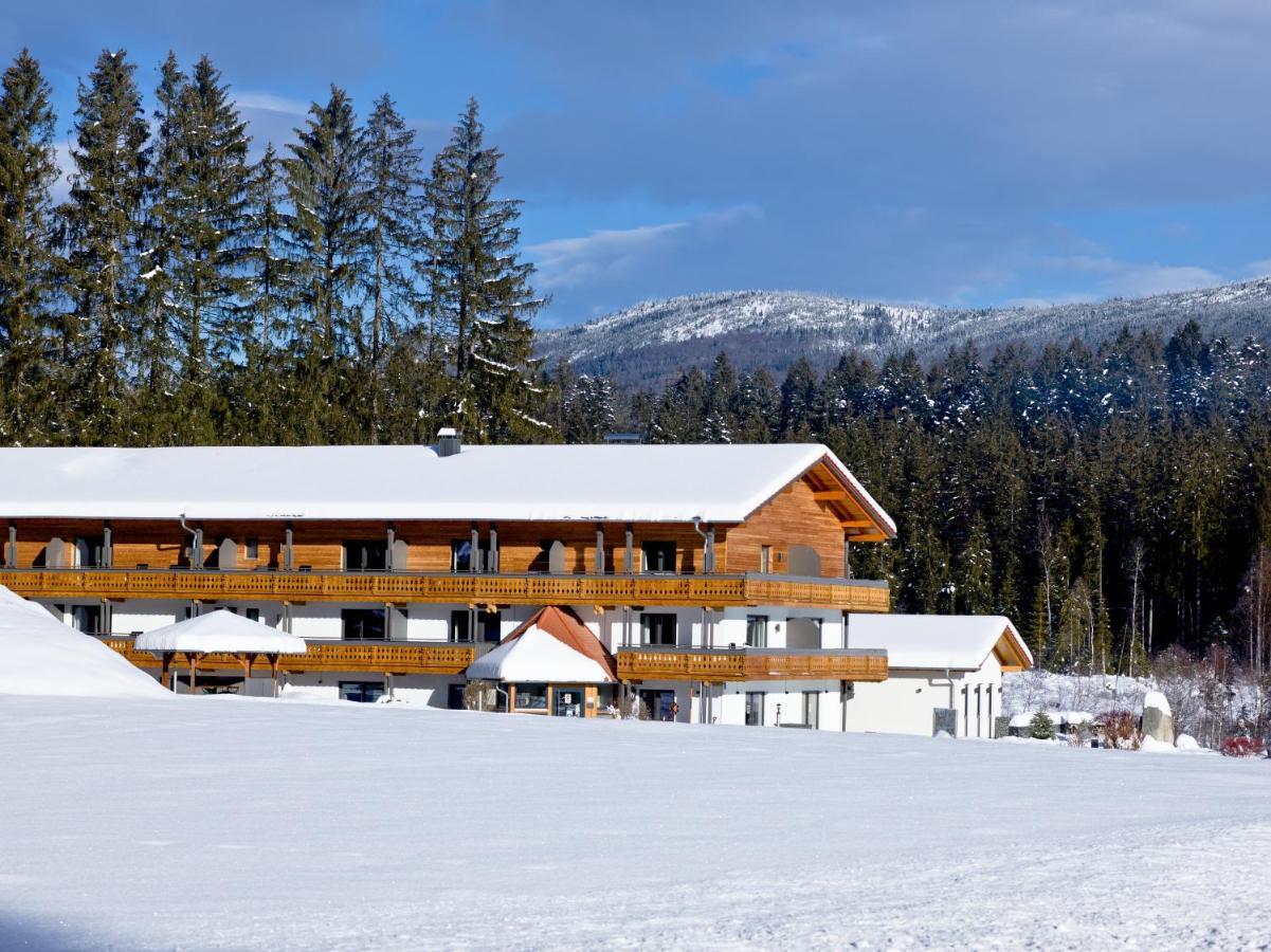 Landhotel Moorhof Нойшёнау Экстерьер фото