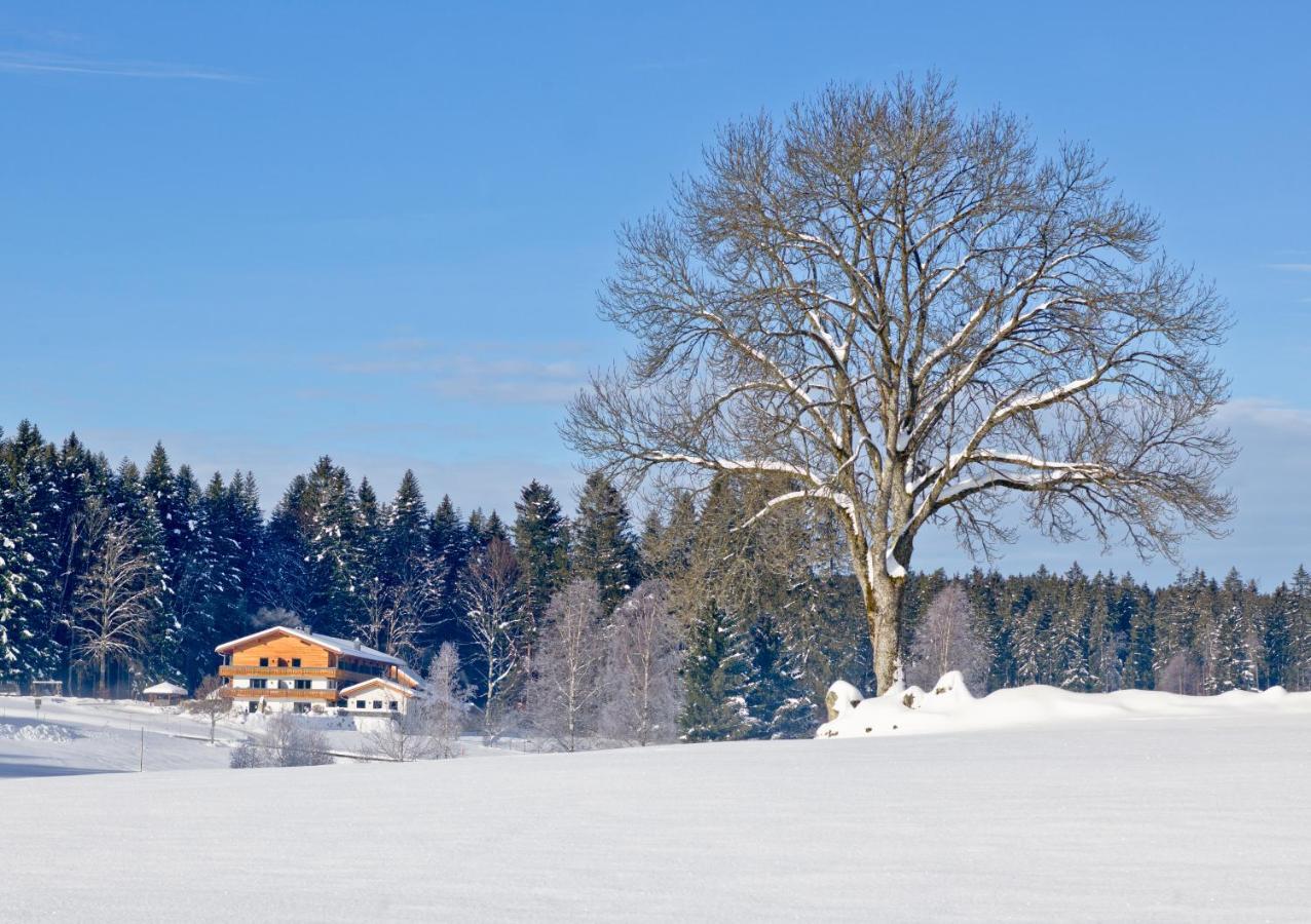 Landhotel Moorhof Нойшёнау Экстерьер фото
