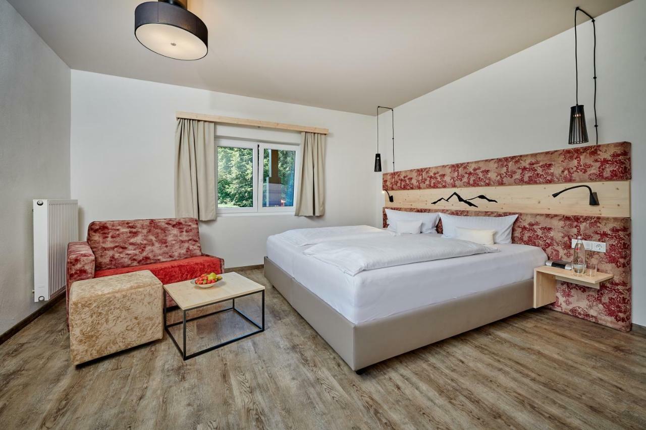 Landhotel Moorhof Нойшёнау Экстерьер фото